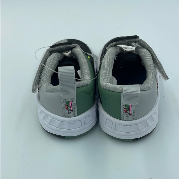 NWOT Nike Lebron Tune Squad Space Jam Kids Shoe SZ 4C - Picture 4 of 9